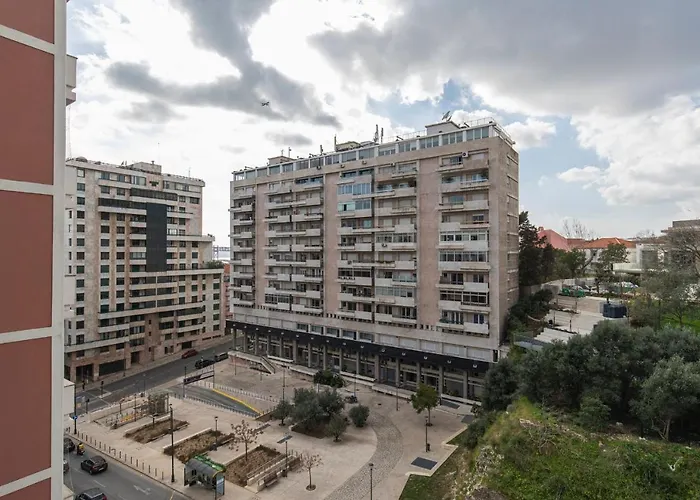 Glamorous 2bdr By Lovelystay Lisboa