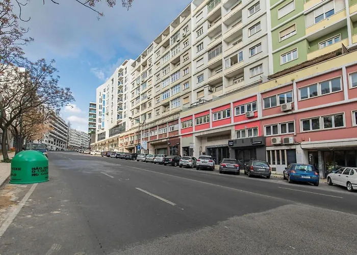 شقة Glamorous 2bdr By Lovelystay