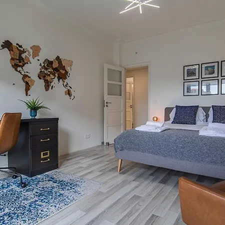 Glamorous 2bdr By Lovelystay * Лиссабон