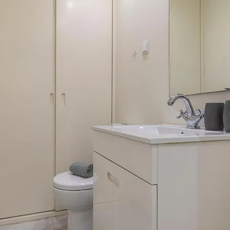 Appartamento Glamorous 2bdr By Lovelystay Lisbona